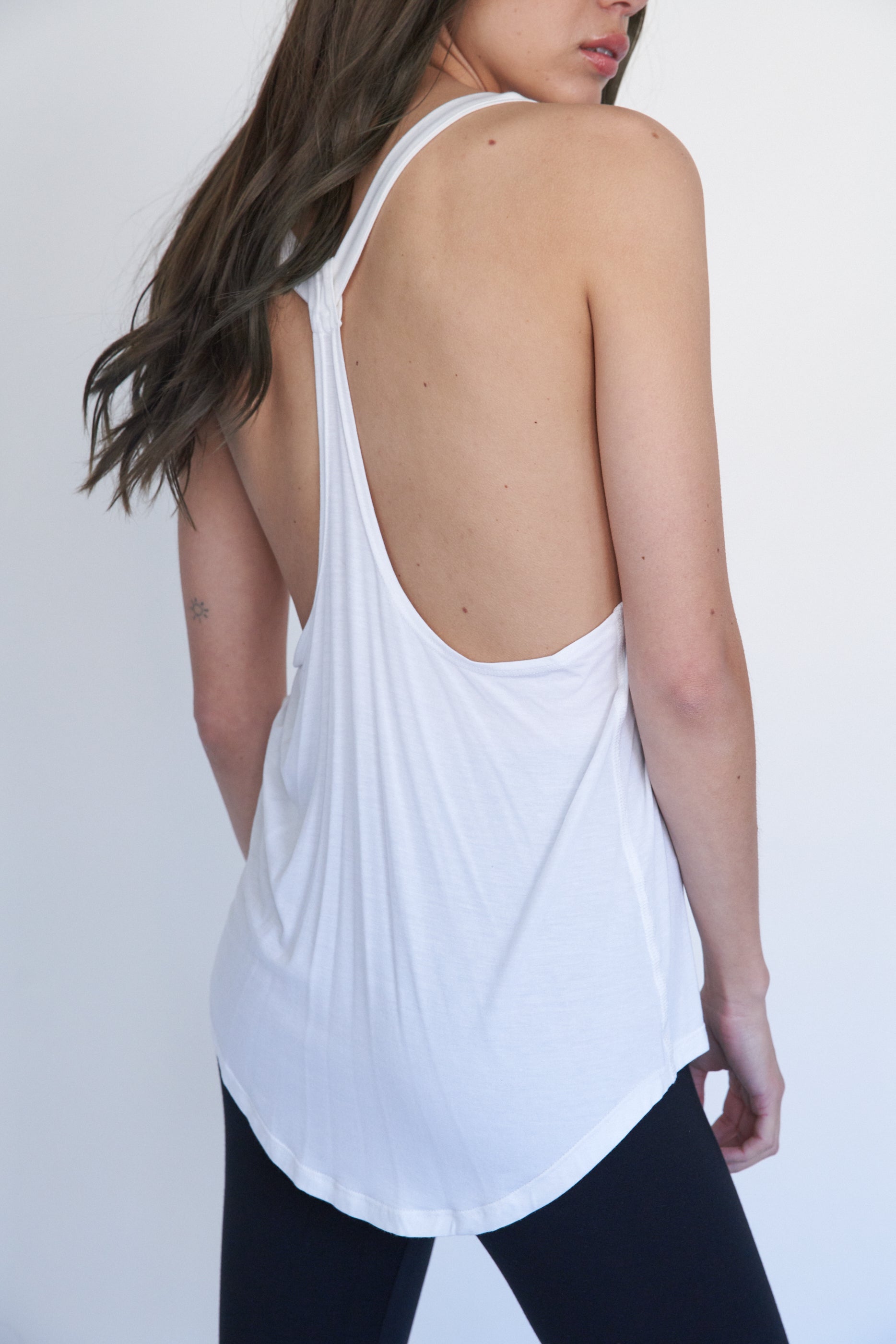 Aire Racer-Back Loose and Smooth Tank